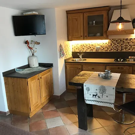 L'intimita , Paluvacanze *